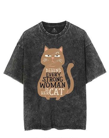 BEHIND EVERY STRONG WOMEN IS HER CAT VINTAGE GYM SHIRT